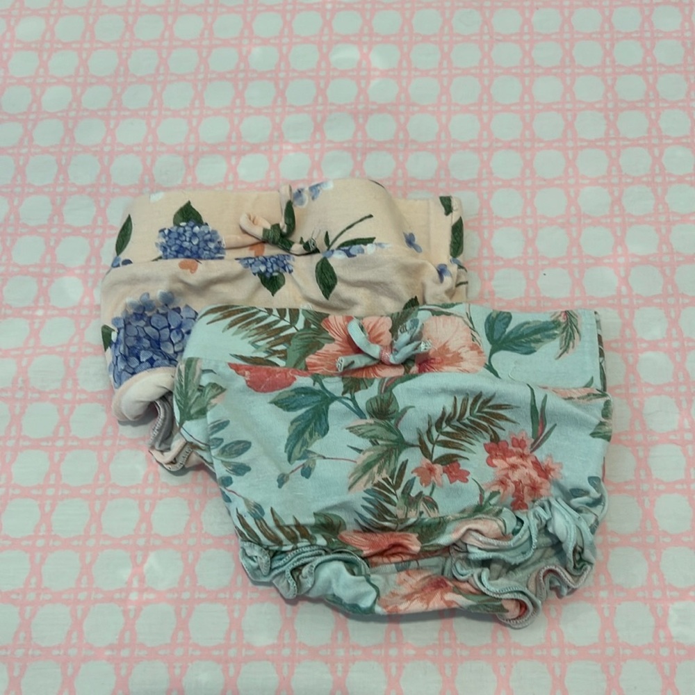 Set of 2 - EUC Angel Dear Ruffle Butt Bloomers 🚭